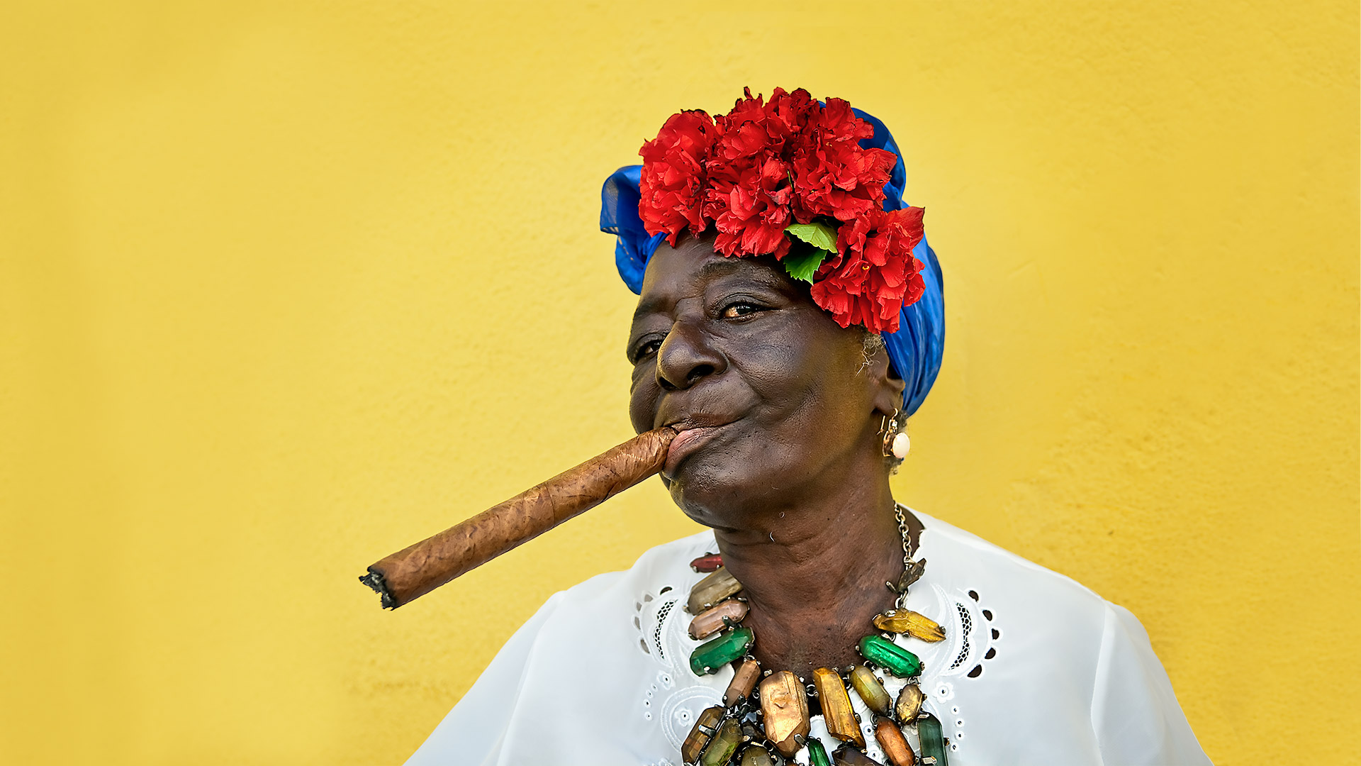 [Imagen: cuba-havana-colorful-cigar.jpg]