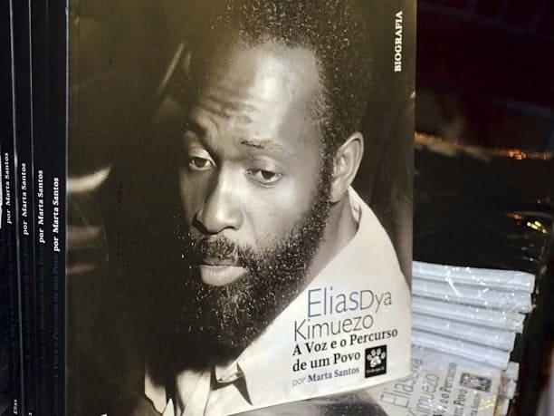 Libro sobre Elias Dia Kimuezo